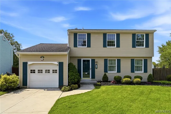 $329,900 | 173 Roycroft Drive, West Seneca, NY 14224