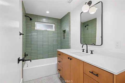 $2,849,000 | 1956 Rosemary Place, Costa Mesa, CA 92627