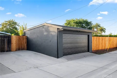 $2,849,000 | 1956 Rosemary Place, Costa Mesa, CA 92627