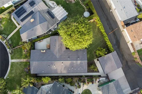 $2,849,000 | 1956 Rosemary Place, Costa Mesa, CA 92627