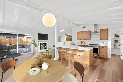 $2,849,000 | 1956 Rosemary Place, Costa Mesa, CA 92627