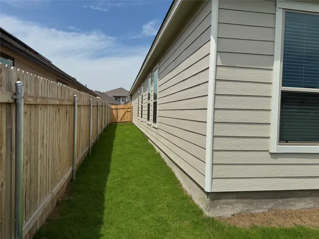 $1,999 | 216 Coastal Way, Georgetown, TX 78628