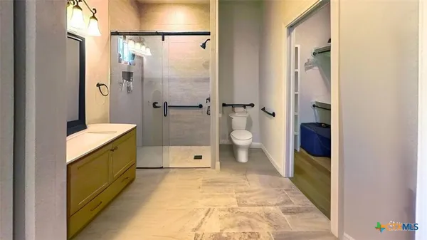 $949,900 | 111 Clydesdale Drive, San Marcos, TX 78666