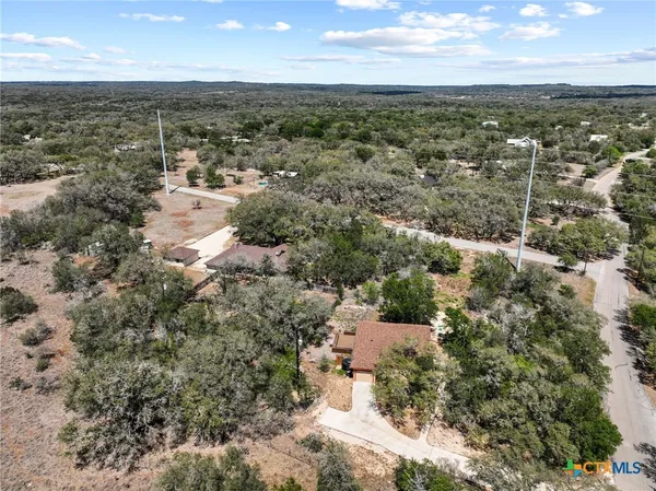 $949,900 | 111 Clydesdale Drive, San Marcos, TX 78666