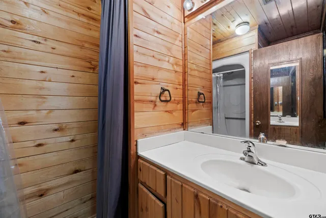 $399,000 | 1620 Farm To Market Road 17, Alba, TX 75410