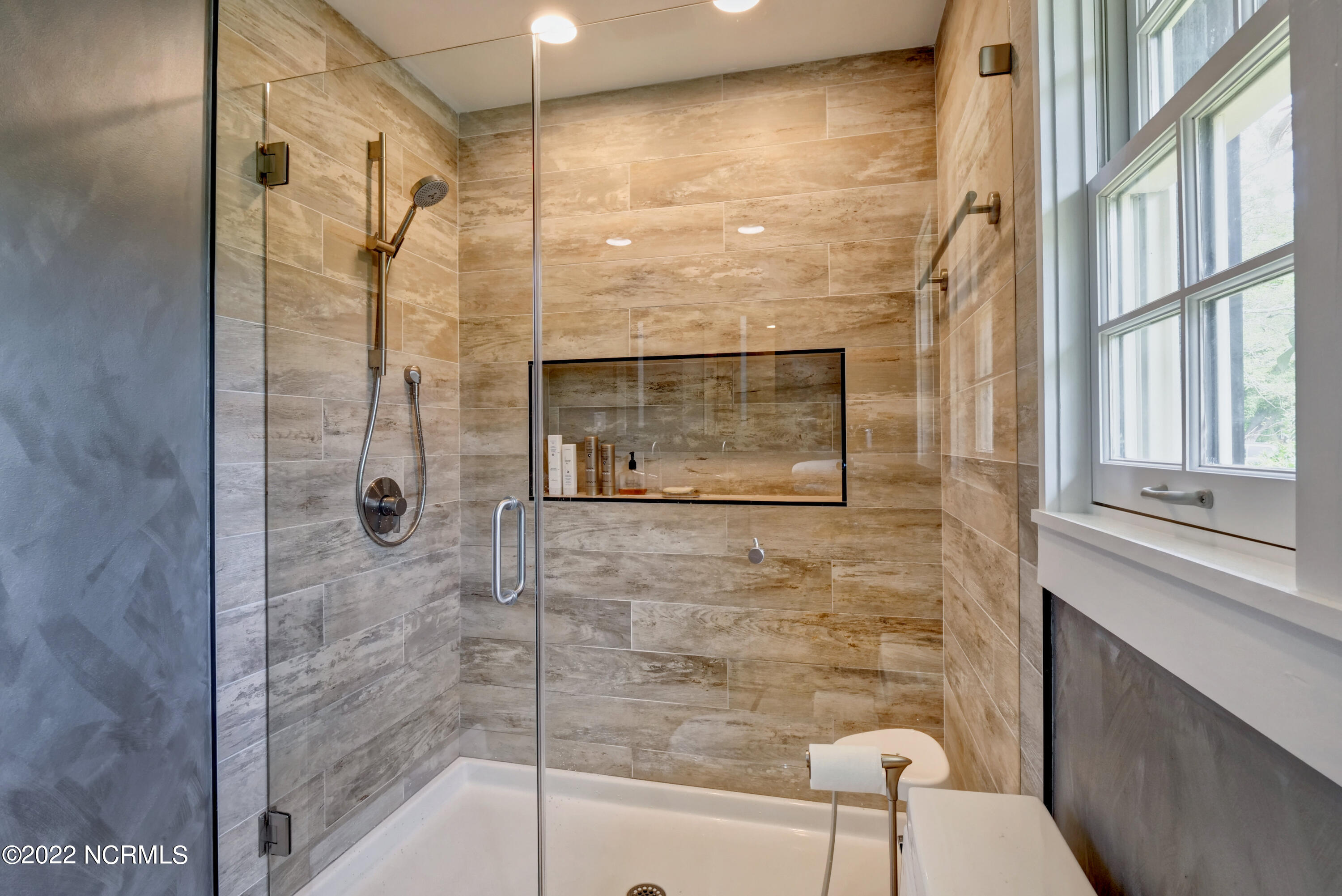 1932 Hawthorne Road Wilmington, NC 28403 - Photo 13 of 56 013_p6755683_4_5_6_7_8_9