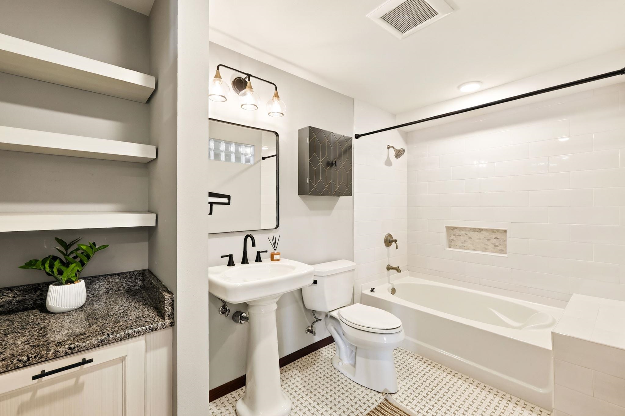 1219 Rutledge Street, Unit 1 Madison, WI 53703 - Photo 18 of 71 Gallery Image 18