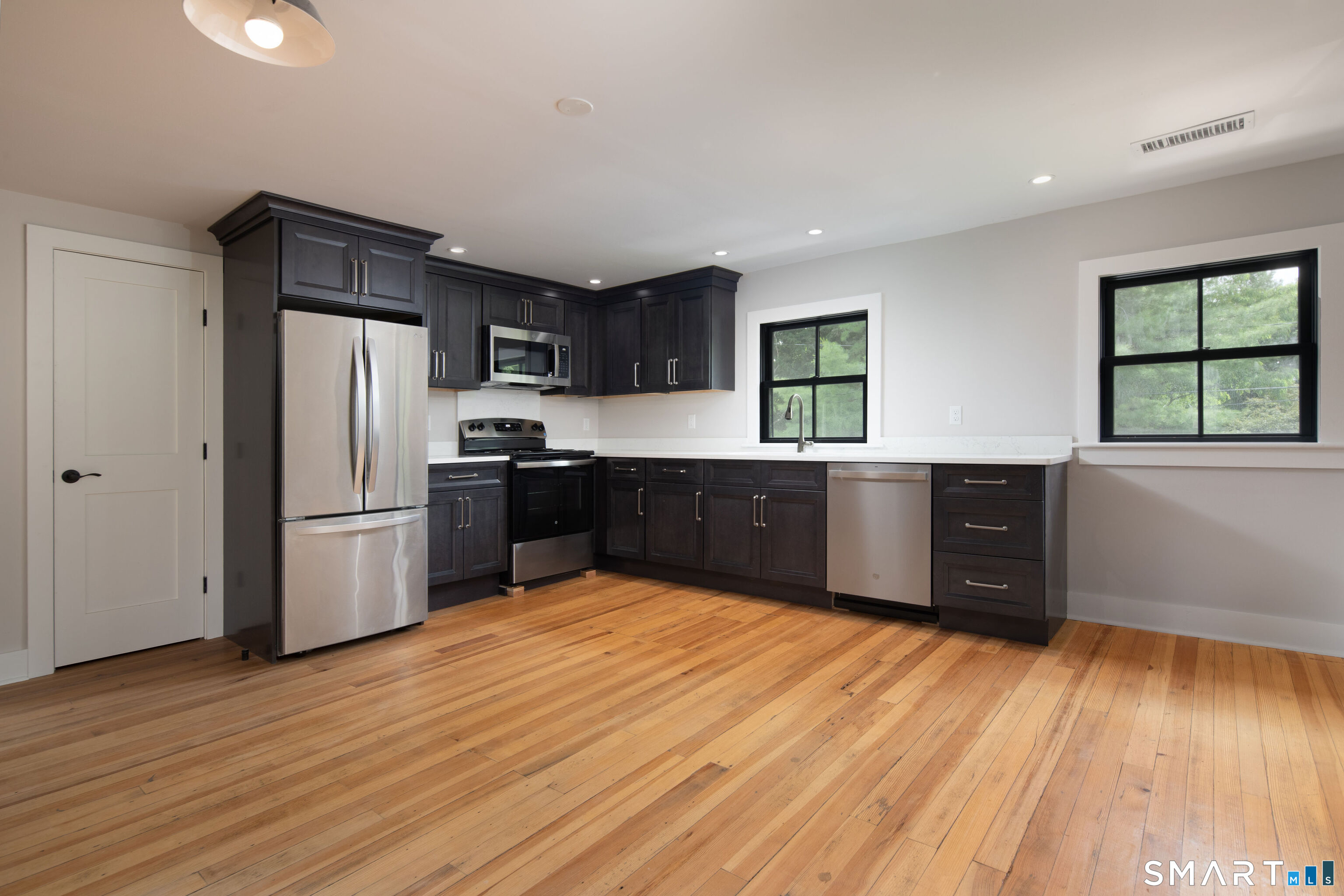 46 Library Street Salisbury, CT 06068 - Photo 4 of 14