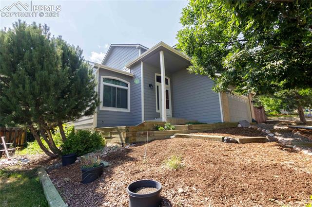 7440 Julynn Road Colorado Springs, CO 80919 - Photo 3 of 22