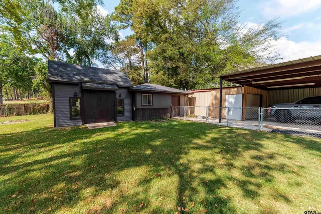 $499,500 | 1010 South Williams Avenue, Mount Pleasant, TX 75455