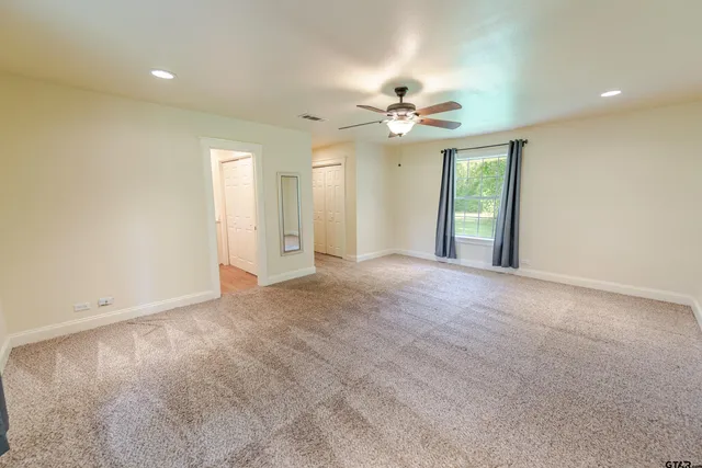 $499,500 | 1010 South Williams Avenue, Mount Pleasant, TX 75455