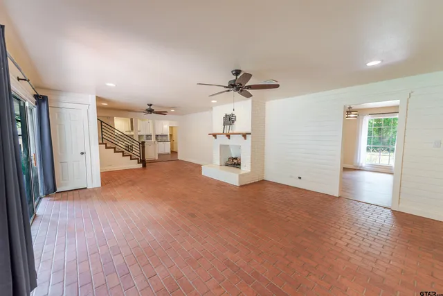 $499,500 | 1010 South Williams Avenue, Mount Pleasant, TX 75455