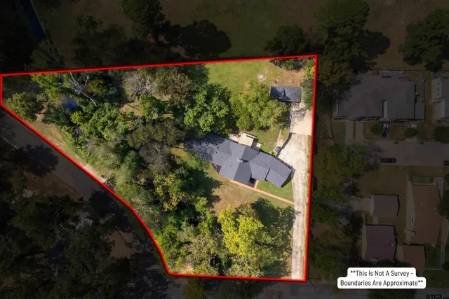 $499,500 | 1010 South Williams Avenue, Mount Pleasant, TX 75455