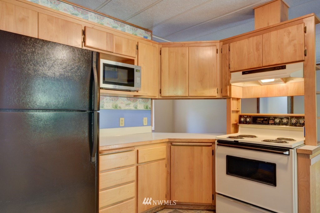 94 West Green Valley Road Oak Harbor, WA 98277 - Photo 13 of 23 Gallery Image 13