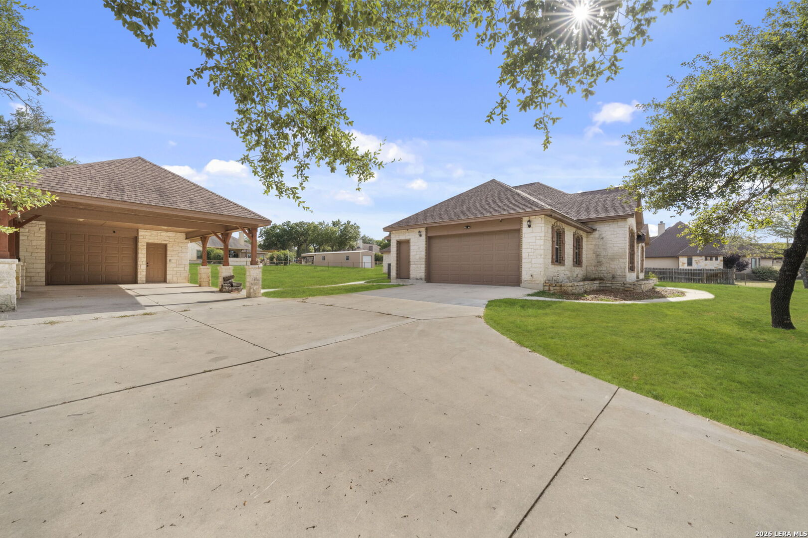 165 Copper Ridge Drive La Vernia, TX 78121 - Photo 3 of 50