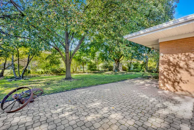 $1,250,000 | 6444 North Knox Avenue, Lincolnwood, IL 60712
