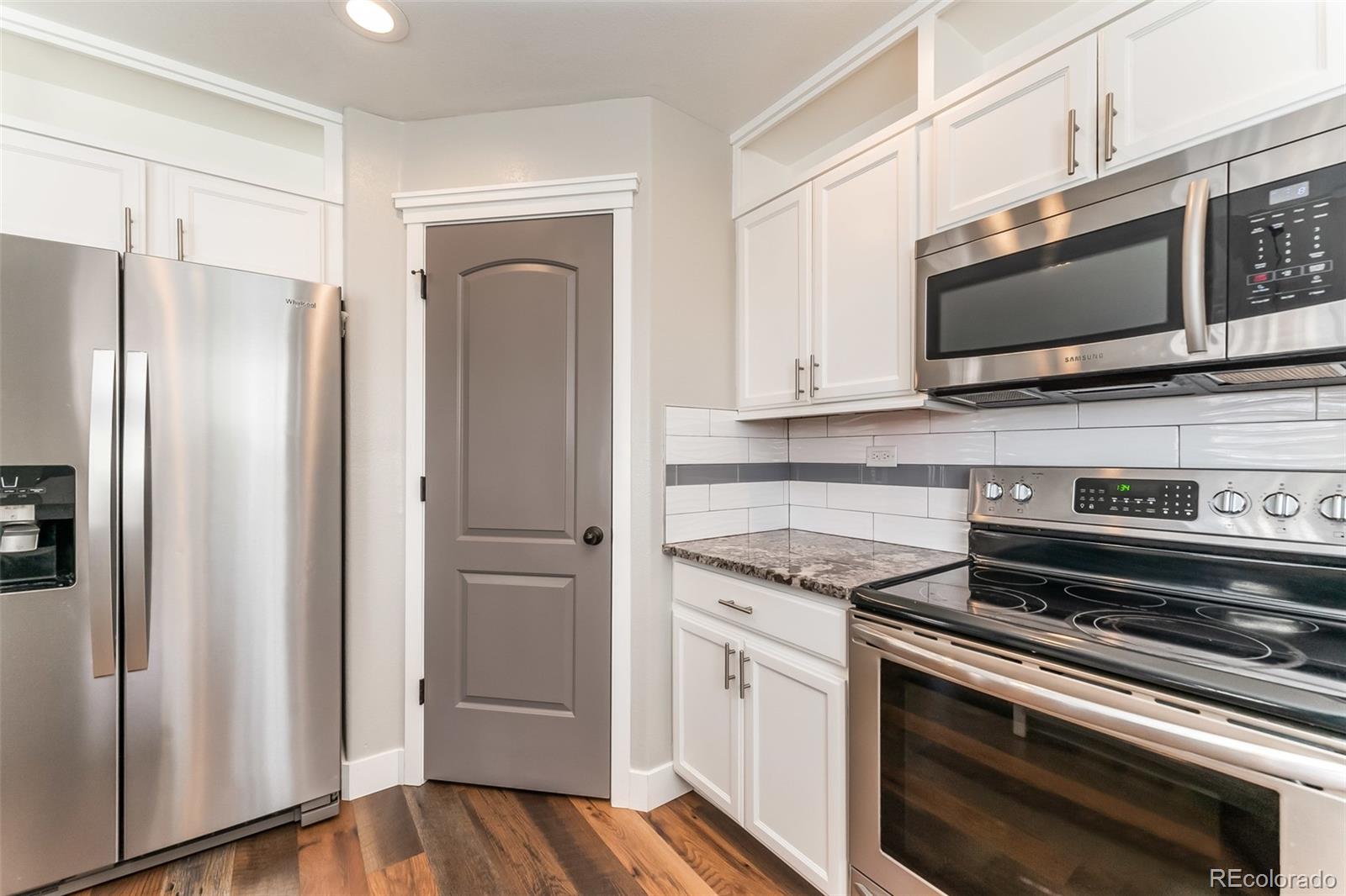 427 Territory Lane Johnstown, CO 80534 - Photo 6 of 34