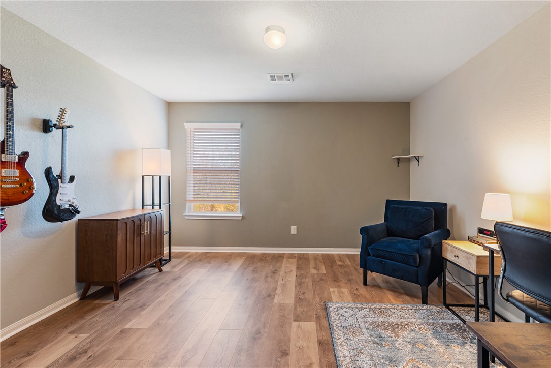 992 Crossing Drive Bryan, TX 77803 - Photo 12 of 21