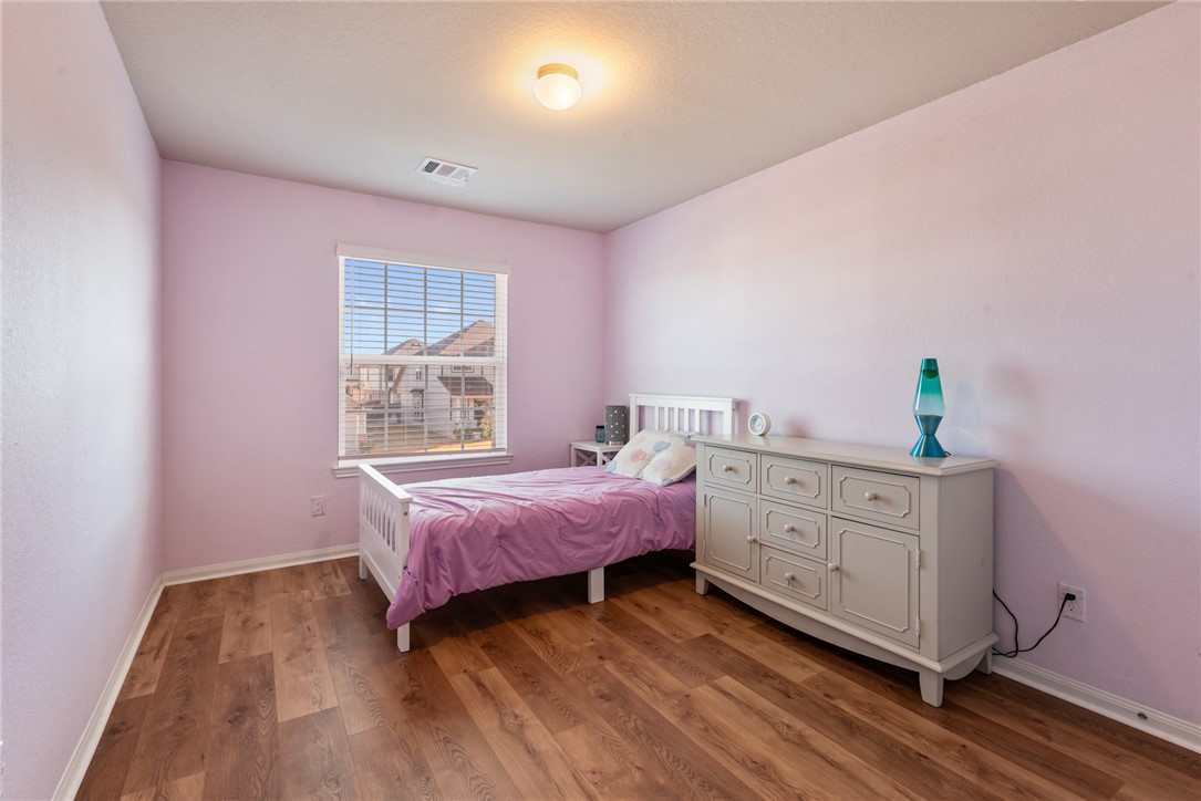 992 Crossing Drive Bryan, TX 77803 - Photo 14 of 21