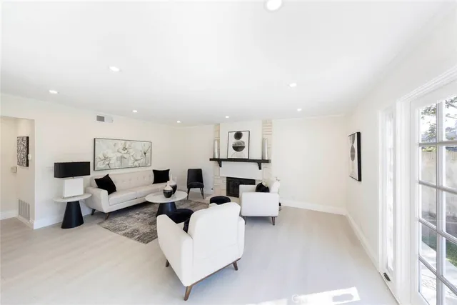 $1,598,000 | 16401 Mercier Lane, Huntington Beach, CA 92647