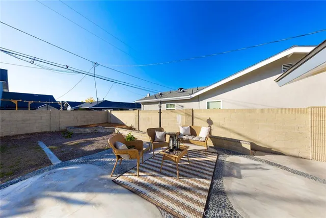 $1,598,000 | 16401 Mercier Lane, Huntington Beach, CA 92647