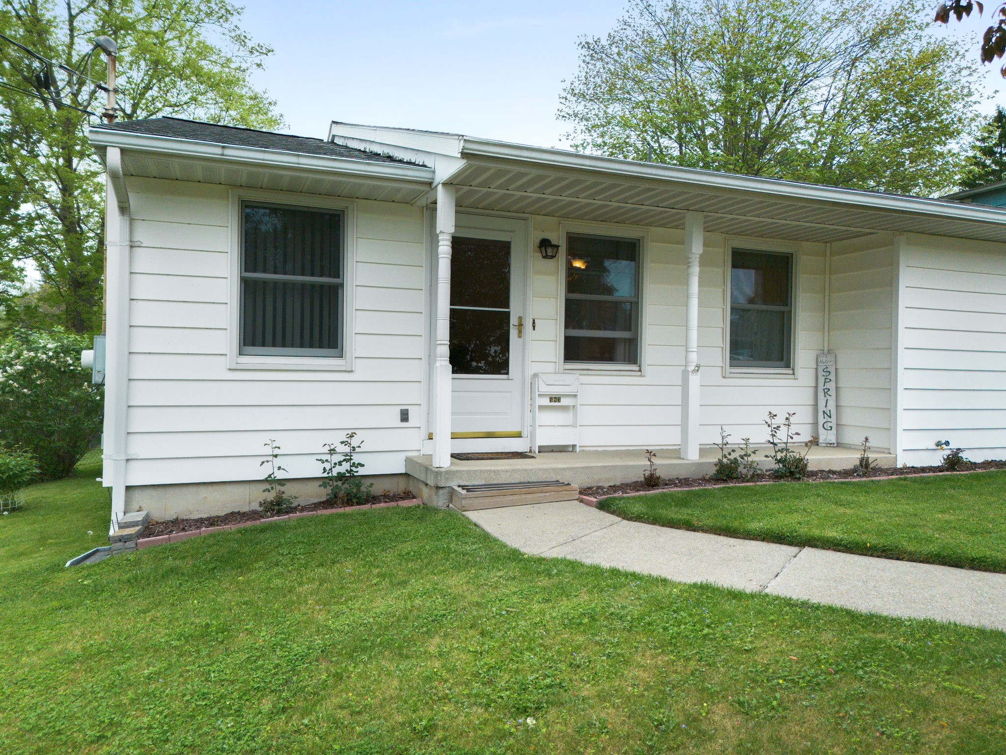 583 Overbrook Road Johnson City, NY 13790 - Photo 2 of 28