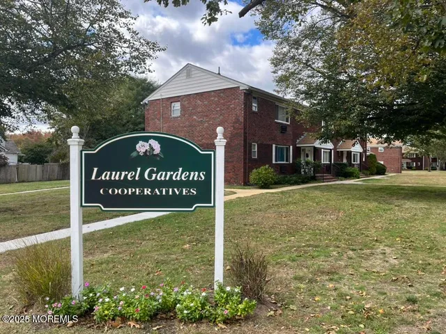 $1,800 | 10 Laurel Place, Unit A, Eatontown, NJ 07724