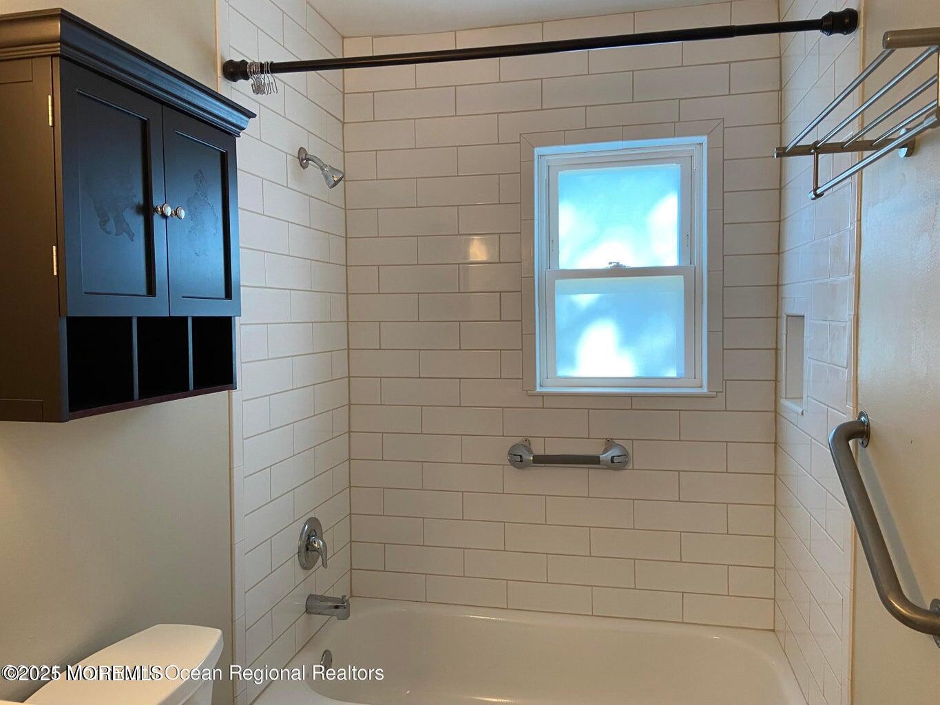 10 Laurel Place, Unit A Eatontown, NJ 07724 - Photo 7 of 16 Shower Close Up