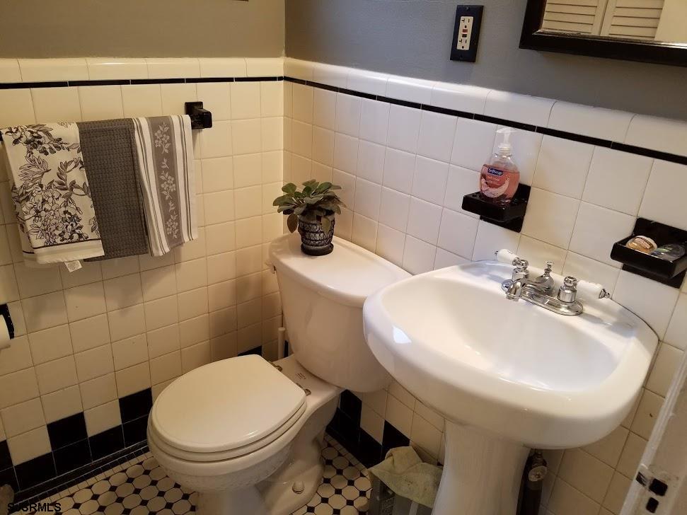 190 Leeds Point Road Absecon, NJ 08205 - Photo 12 of 31