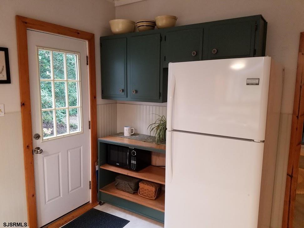 190 Leeds Point Road Absecon, NJ 08205 - Photo 10 of 31