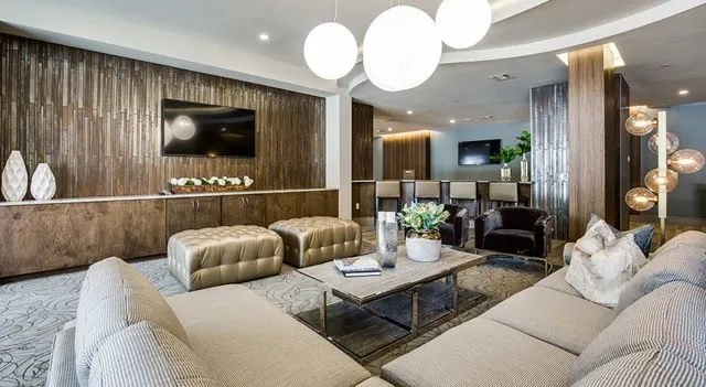 $2,100 | 1414 Texas Avenue, Unit 313, Houston, TX 77002