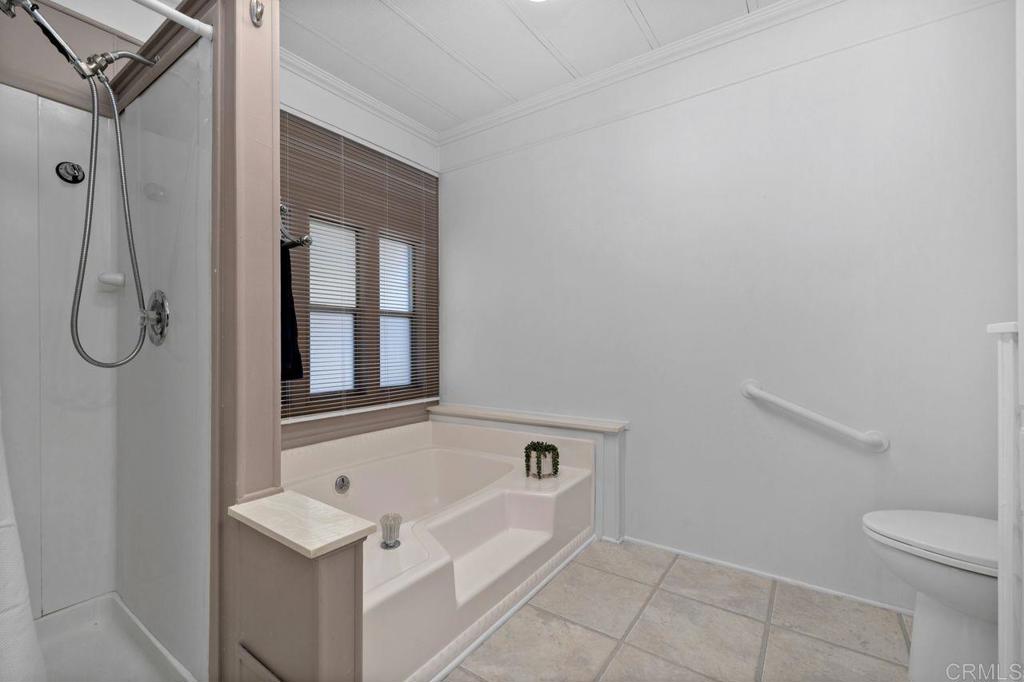 1175 La Moree Road, Unit 85 San Marcos, CA 92078 - Photo 17 of 68 Primary Bathroom