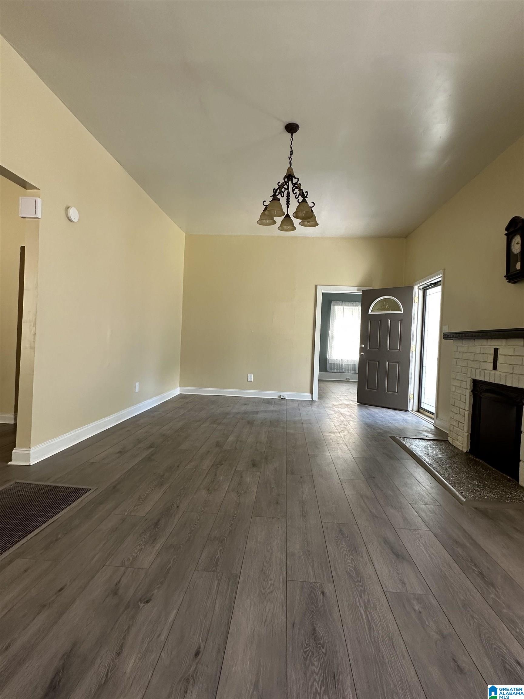 2133 47th Street Birmingham, AL 35208 - Photo 2 of 15