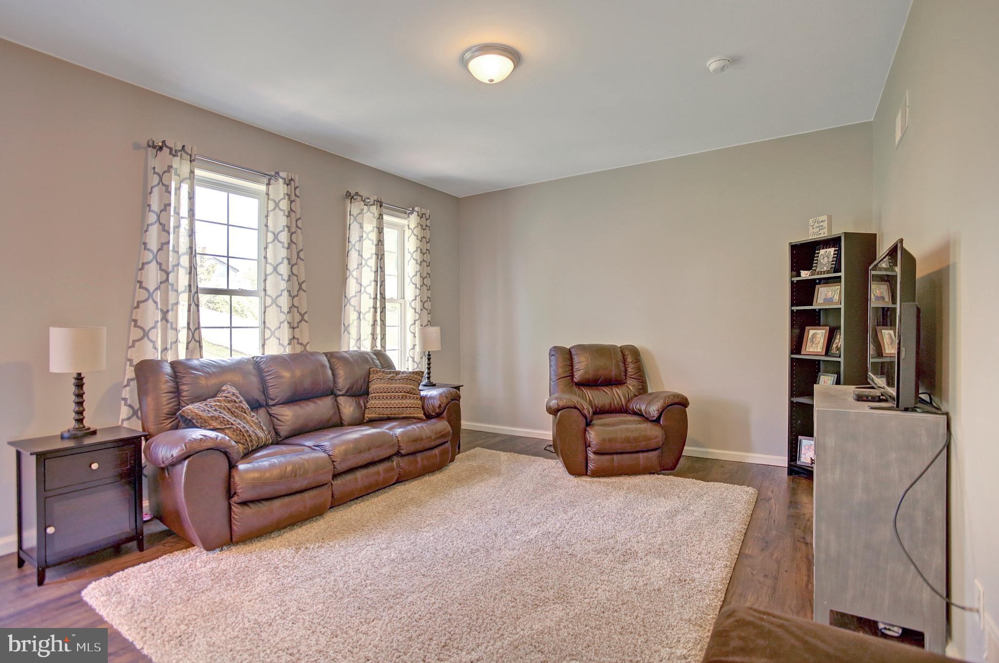 381 Limestone Road Carlisle, PA 17015 - Photo 13 of 27 Gallery Image 13