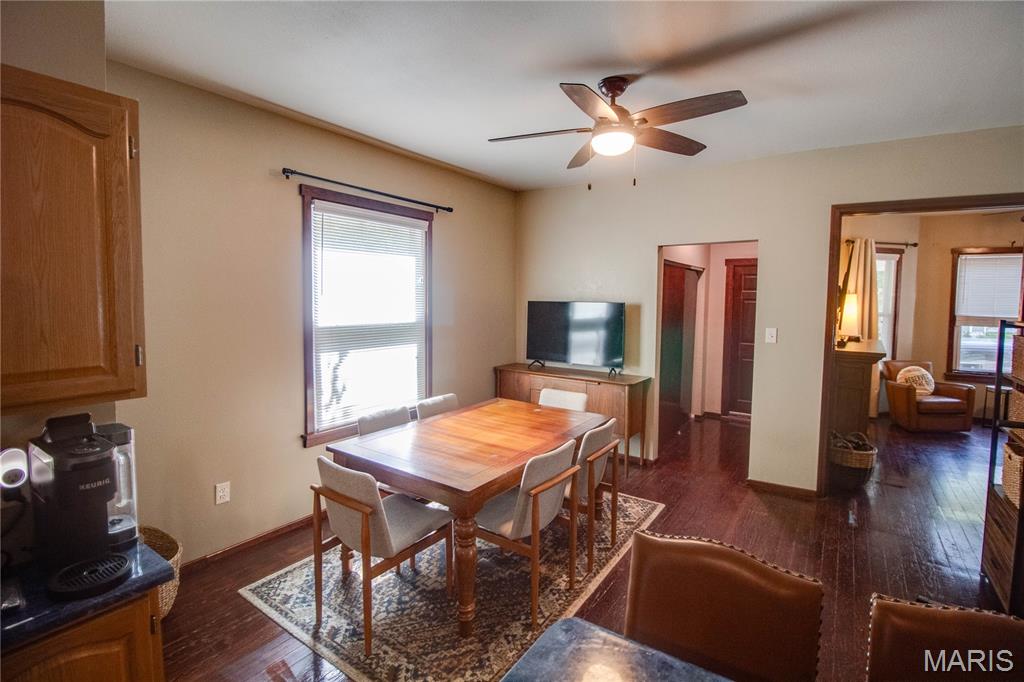 2714 Brown Street Alton, IL 62002 - Photo 8 of 43