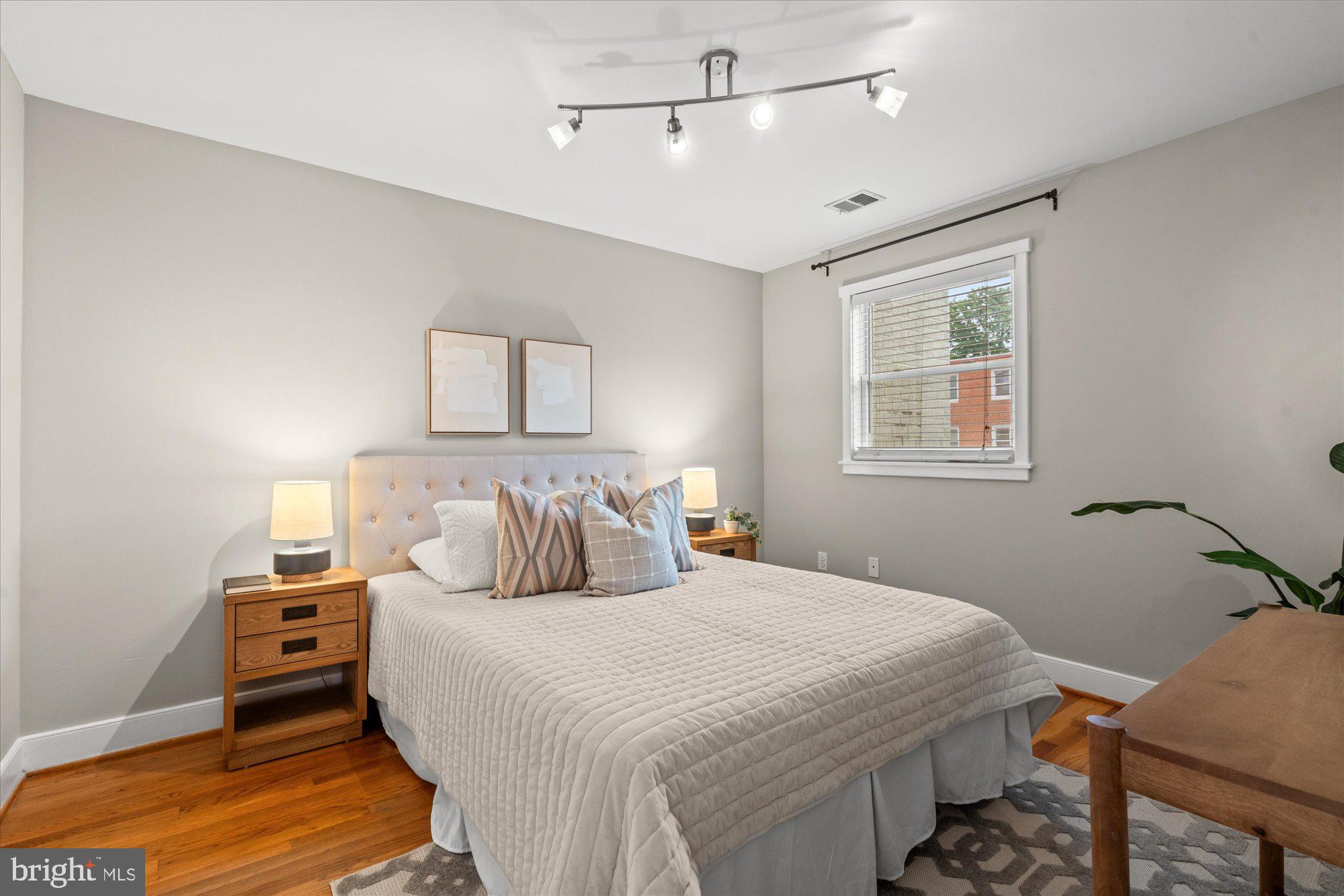 1628 C Street Southeast, Unit 202 Washington, DC 20003 - Photo 19 of 21 Gallery Image 19