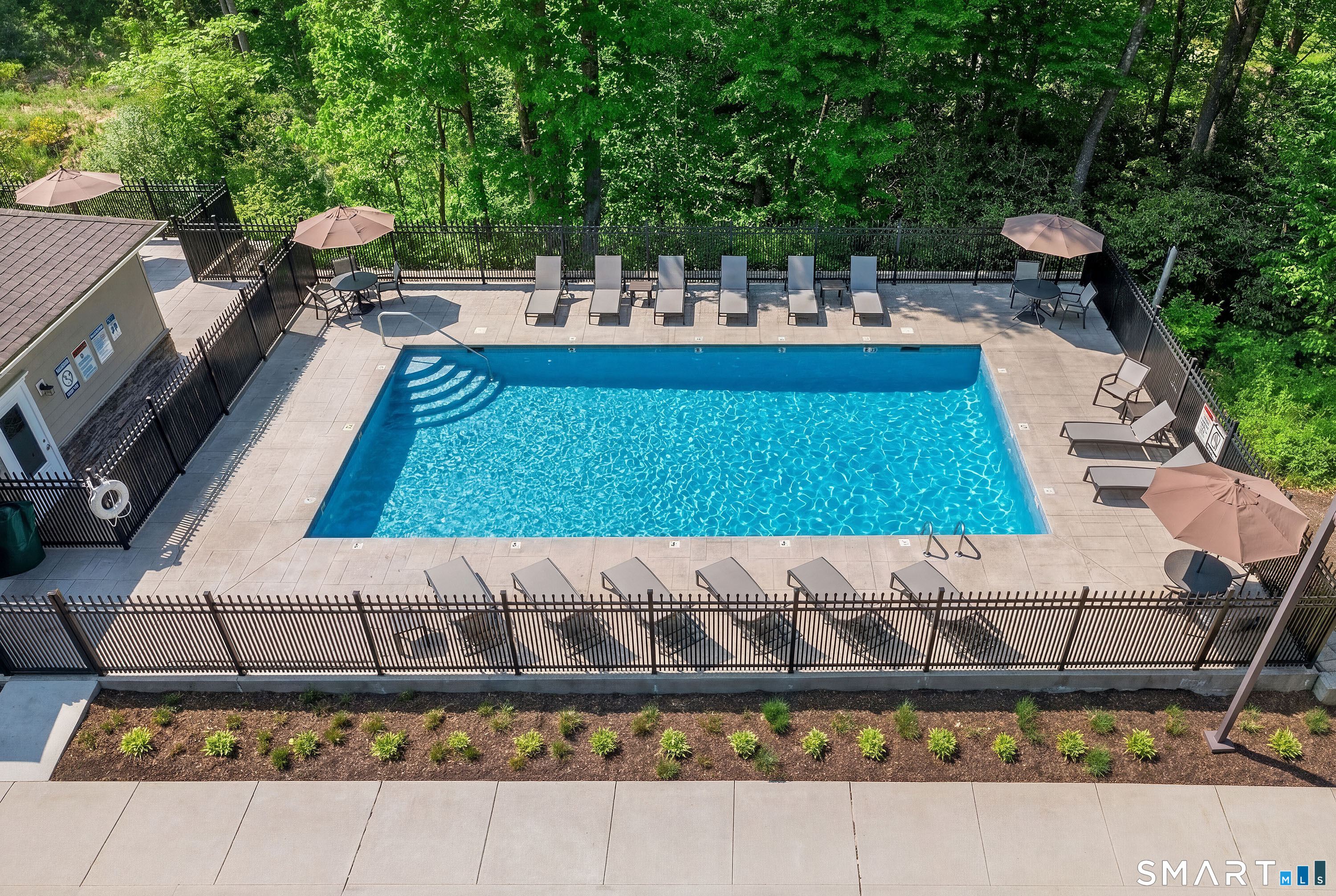 9 Covered Bridge Road, Unit 5107 Newtown, CT 06470 - Photo 21 of 27 Gallery Image 21