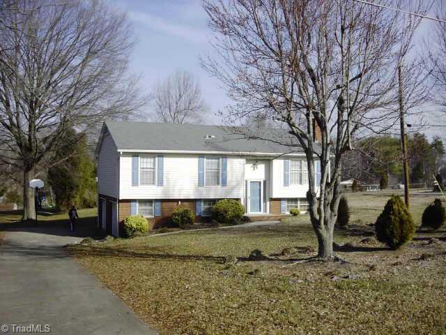 431 Barnes Road Winston-Salem, NC 27107 - Photo 1 of 3 Exterior Front.