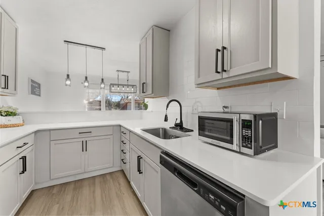 $214,900 | 2706 Zephyr Road, Killeen, TX 76543