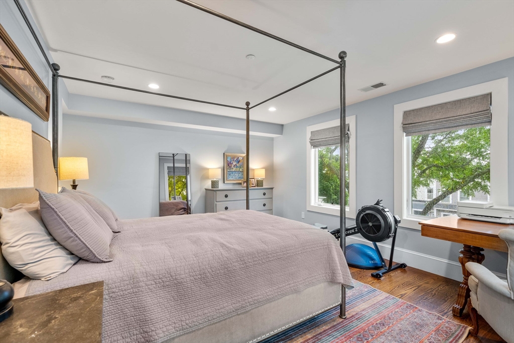 435 East 3rd Street, Unit 2 Boston, MA 02127 - Photo 12 of 26