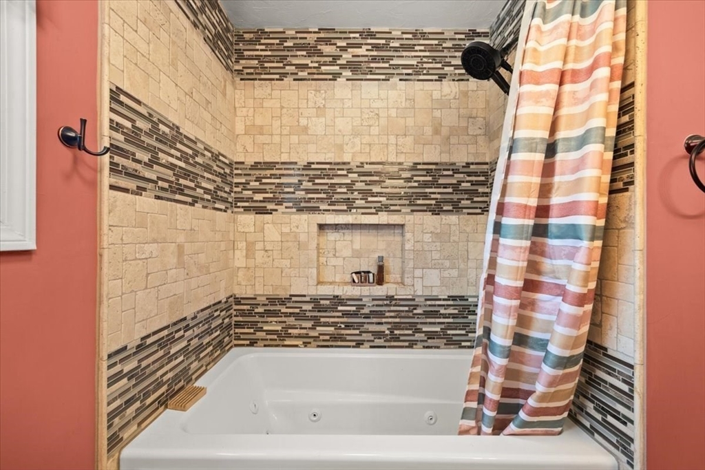 500 Wareham Street Middleboro, MA 02346 - Photo 24 of 42