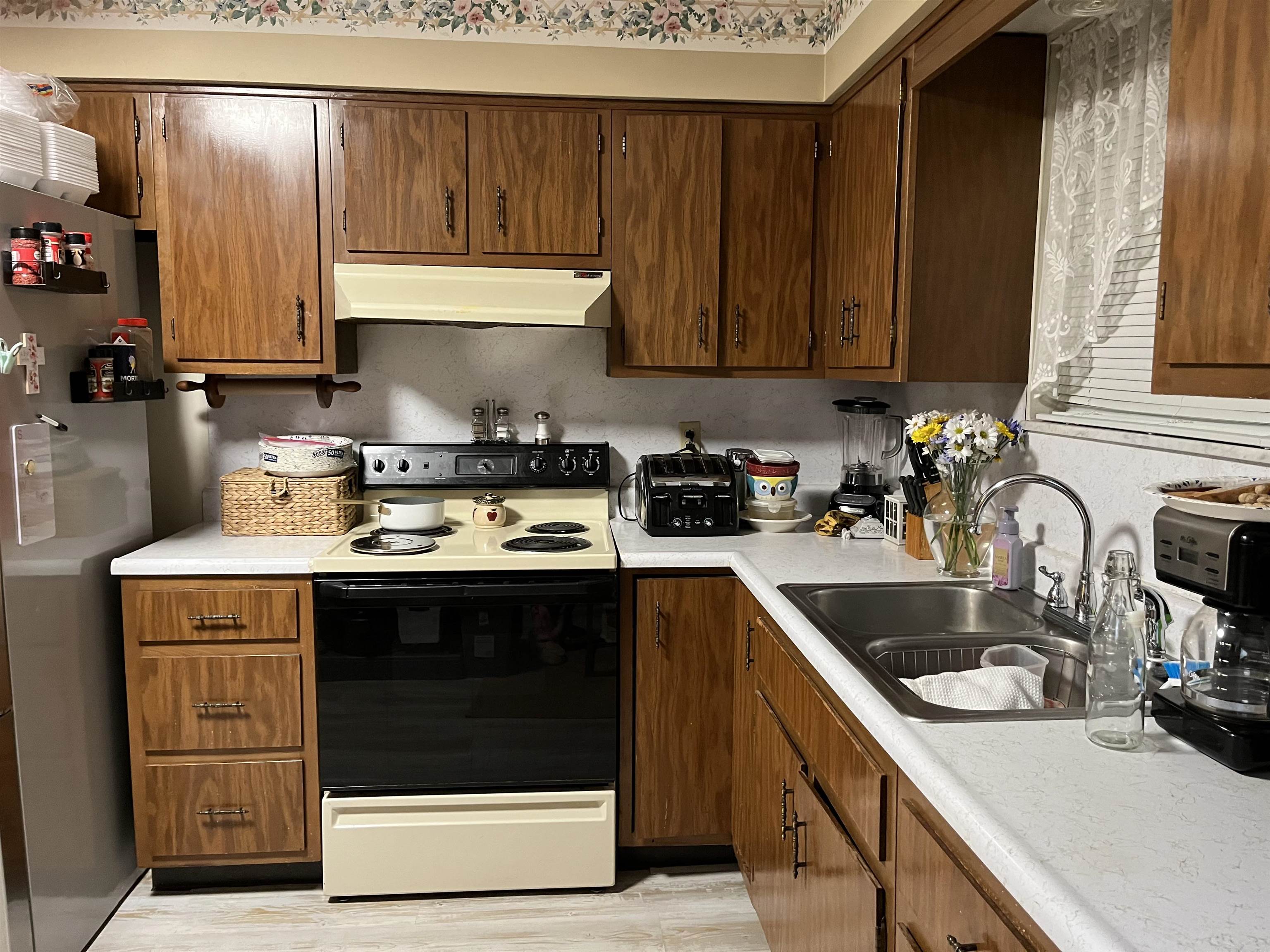 65 7th Street Grayson, KY 41143 - Photo 3 of 14