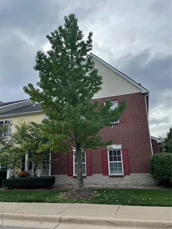 $2,095 | 17699 Windflower Drive, Southfield, MI 48076