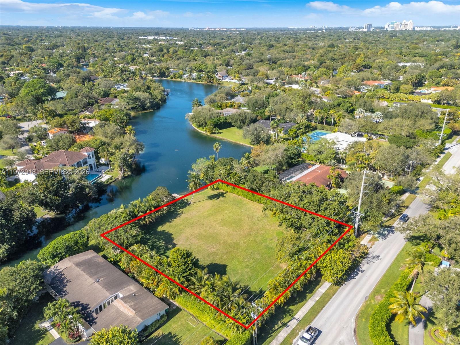 12950 Southwest 67th Avenue Pinecrest, FL 33156 - Photo 41 of 43