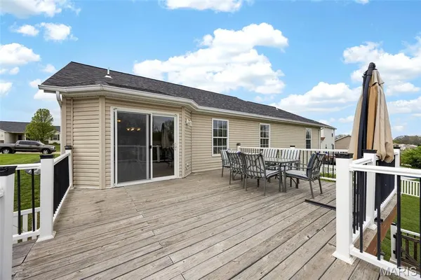 $293,000 | 120 Wellington Drive, Troy, MO 63379