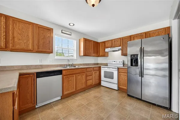 $293,000 | 120 Wellington Drive, Troy, MO 63379