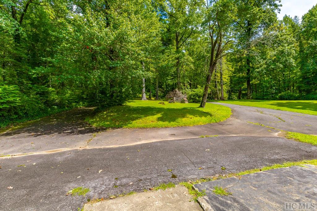 306 Island Point Road Lake Toxaway, NC 28747 - Photo 21 of 29 Gallery Image 21
