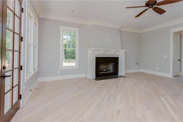 605 Starlit Road Nashville, TN 37205 - Photo 5 of 19 True wood burning fireplace with gas stub out for lighter or gas log insert.