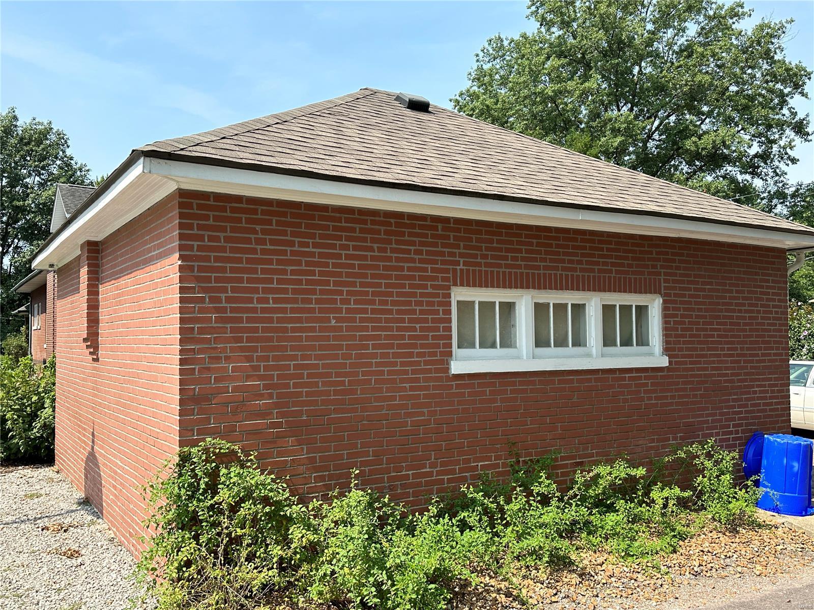 604 Forest Avenue Belleville, IL 62220 - Photo 3 of 5