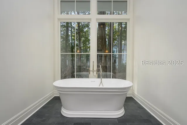 $3,995,000 | 14 Red Knot Road, Bluffton, SC 29910